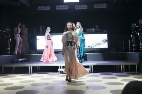 Модели для показа моды в Бухаресте .
