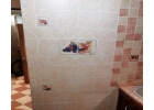 Продам 2-комнатную квартиру в развитом районе по низкой цене.